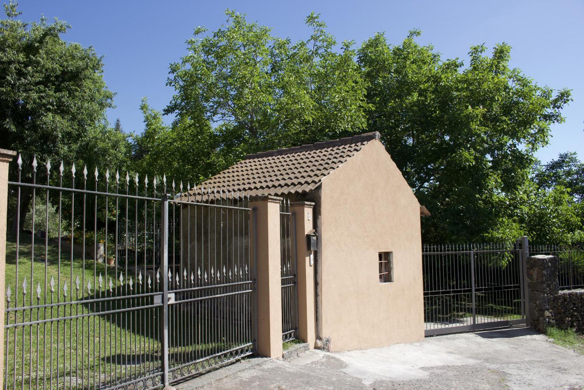 Domus Vini Villa San Giovanni La Punta Bagian luar foto